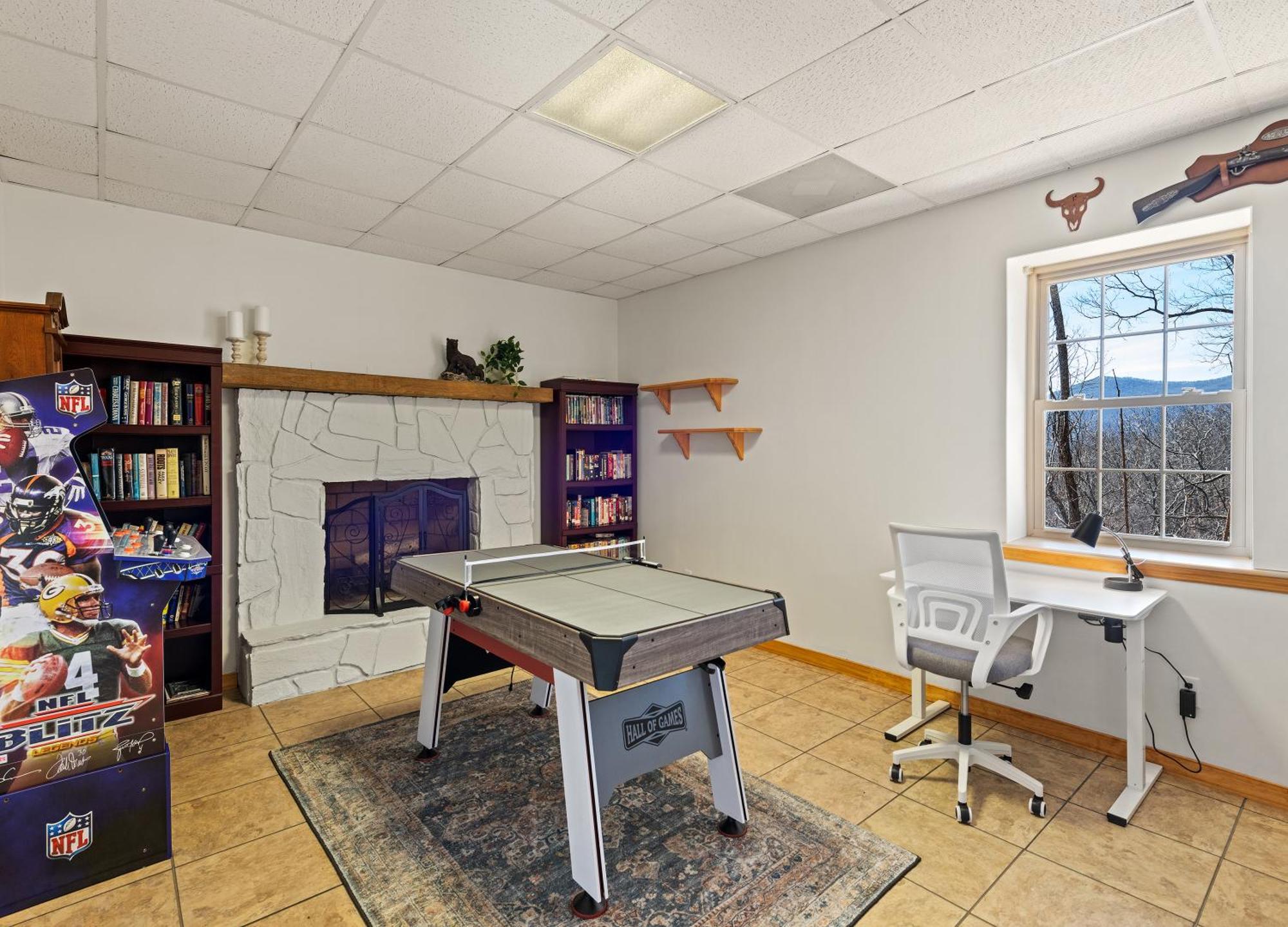 Maggie Valley Cabin With Beautiful Mountain Views, Hottub, Pet Friendly, Gameroom, Fireplace Exterior foto