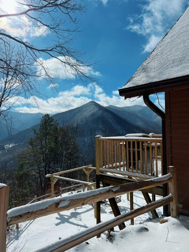 Maggie Valley Cabin With Beautiful Mountain Views, Hottub, Pet Friendly, Gameroom, Fireplace Exterior foto